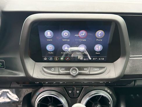 Used 2021 Chevrolet Camaro LT w/ Technology Package image 26