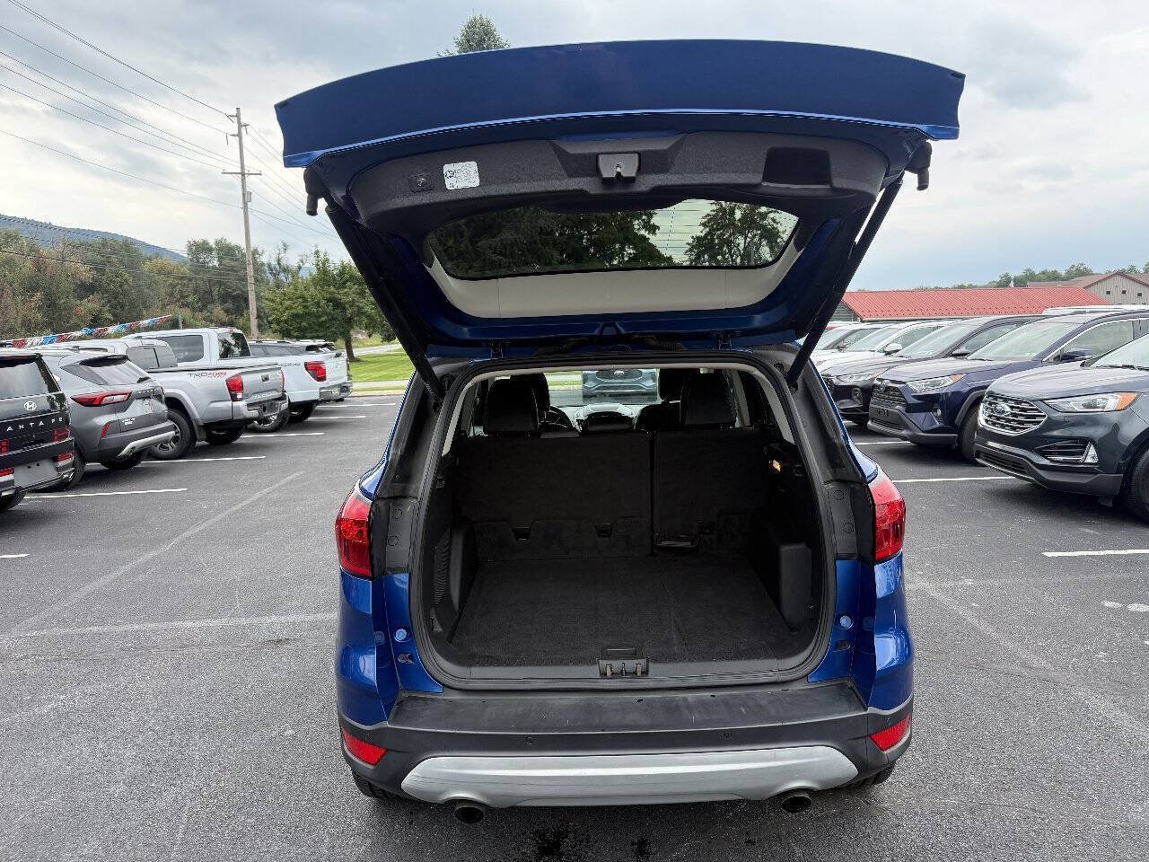 Used 2019 Ford Escape Titanium AWD/4WD image 8
