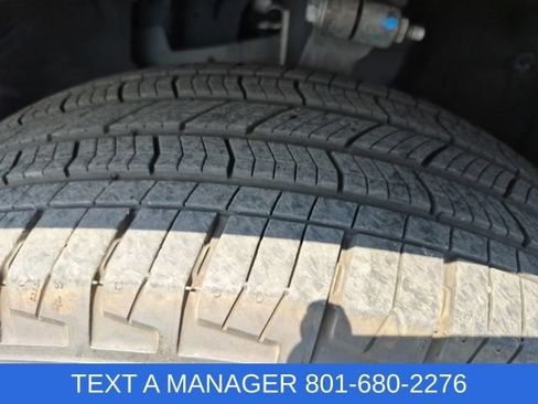 Used 2024 Jeep Grand Cherokee L Limited w/ Luxury Tech Group II AWD/4WD image 13