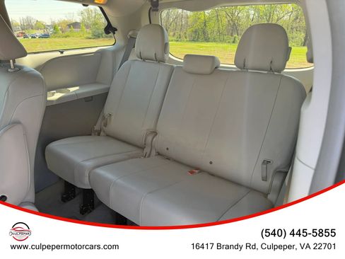 Used 2013 Toyota Sienna XLE image 11