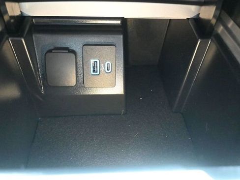 Used 2023 Ford Explorer ST w/ Technology Package image 19