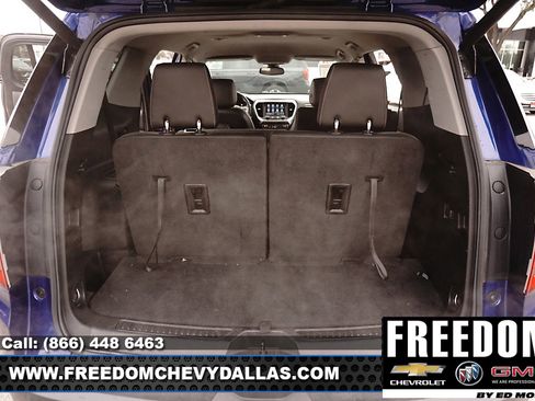 Certified 2023 GMC Acadia SLT w/ Preferred Package image 46