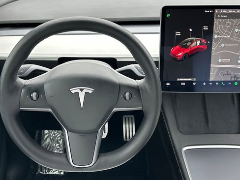 Used 2021 Tesla Model Y Performance image 14