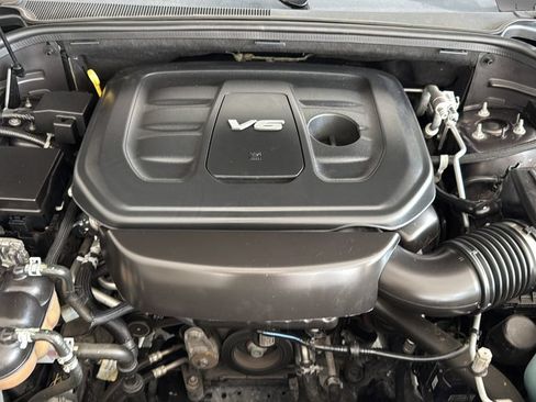Used 2019 Jeep Grand Cherokee Limited AWD/4WD image 17