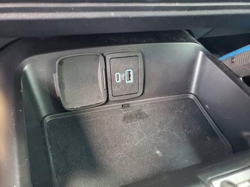 Certified 2024 Ford Bronco Black Diamond image 23