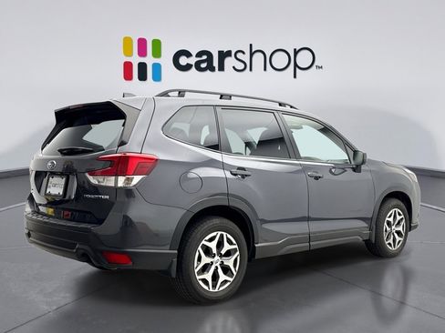 Used 2023 Subaru Forester Premium AWD/4WD image 5