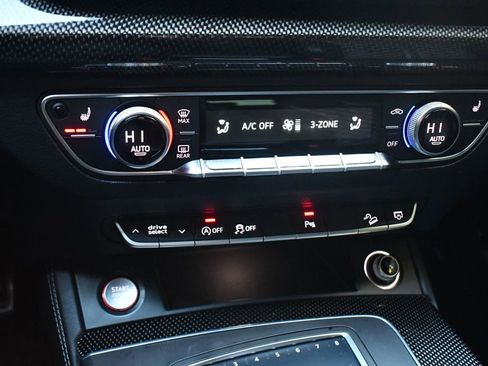 Used 2018 Audi SQ5 Premium Plus w/ S Sport Package image 37