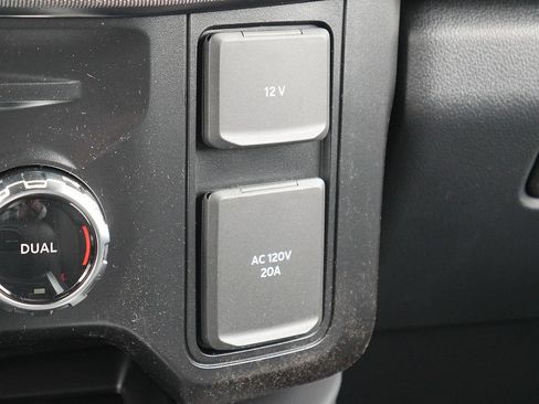 New 2026 Ford F350 Platinum w/ Tremor Off-Road Package AWD/4WD image 26