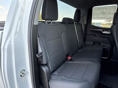 New 2026 GMC Sierra 1500 Elevation image 24