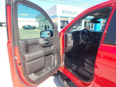 New 2026 Chevrolet Silverado 1500 Custom w/ Turbomax Blackout Package AWD/4WD image 25