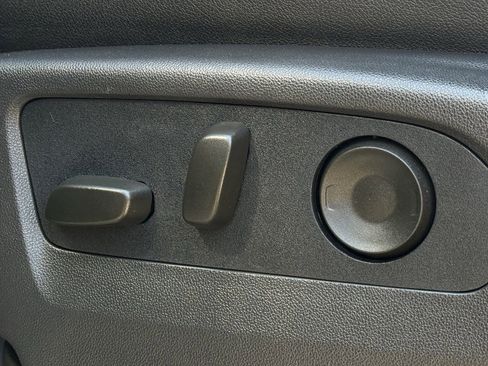 Certified 2026 GMC Sierra 1500 SLT image 22