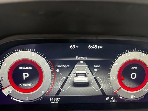 Used 2025 Nissan Rogue SL w/ Tech Package FWD image 14