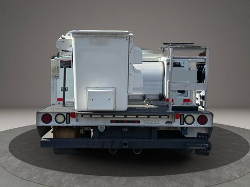 Used 2012 Ford F550 2WD Regular Cab Super Duty w/ PWR Equipment Group image 57