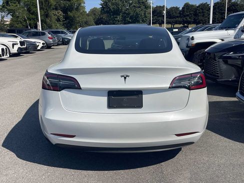 Used 2020 Tesla Model 3 Standard Range Plus RWD image 6