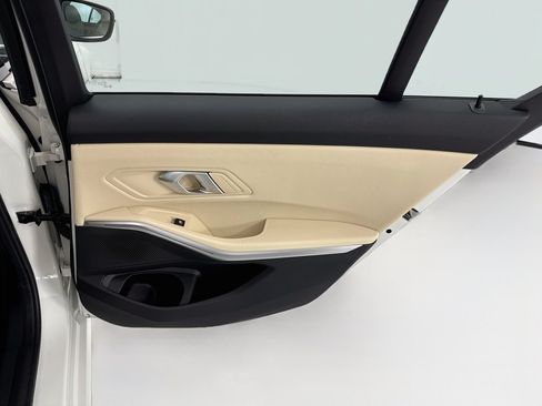 Used 2026 BMW 330i Sedan w/ Premium Package RWD image 26