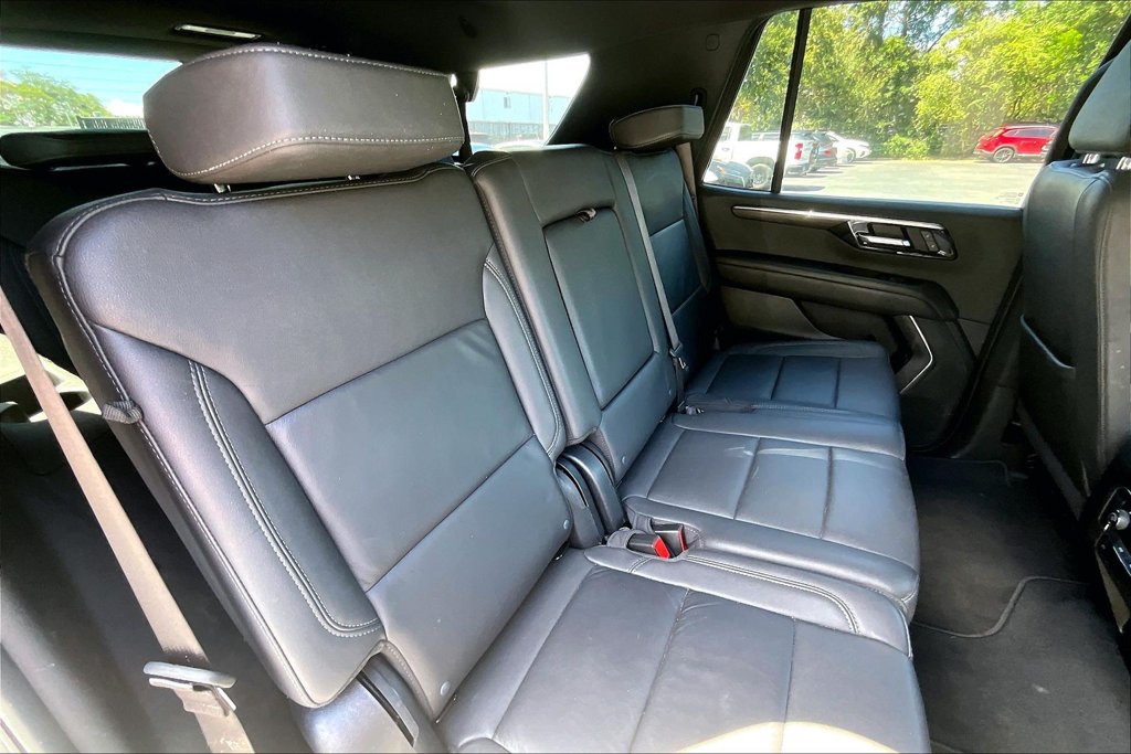 Used 2025 Chevrolet Tahoe LT AWD/4WD image 25