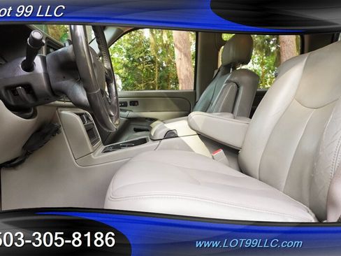 Used 2004 GMC Sierra 2500 SLT w/ Heavy-Duty Power Package AWD/4WD image 13
