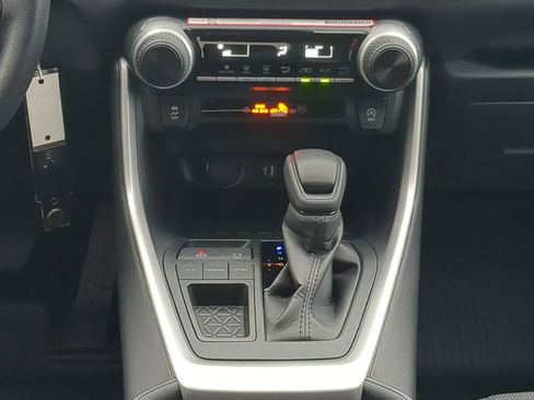 Used 2025 Toyota RAV4 LE image 26