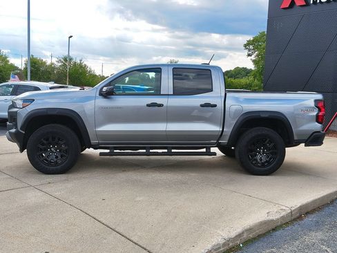 Used 2025 Chevrolet Colorado Trail Boss AWD/4WD image 8