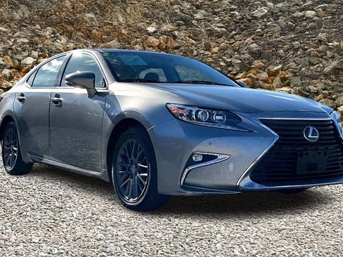 Used 2018 Lexus ES 350 image 10