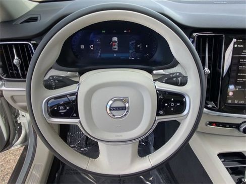New 2026 Volvo V60 B5 Cross Country Plus w/ Climate Package image 21