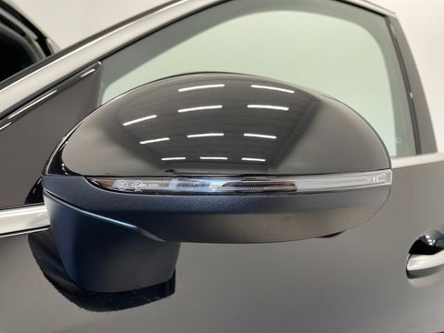 New 2026 Mercedes-Benz GLC 300 image 41