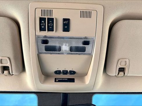 Used 2014 GMC Yukon XL Denali image 24