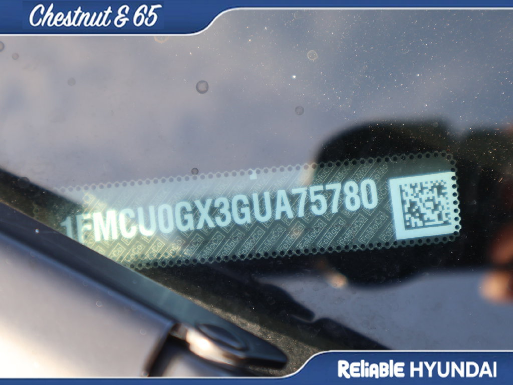 Used 2016 Ford Escape SE w/ SE Cold Weather Package FWD image 25