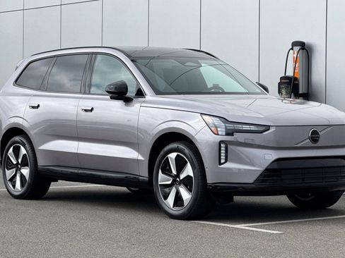 New 2026 Volvo EX90 Plus image 7