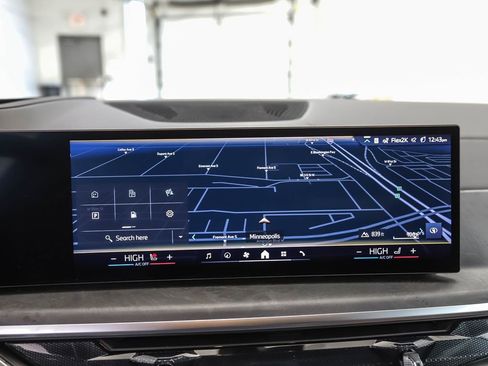 New 2026 BMW X5 xDrive40i w/ Executive Package image 16