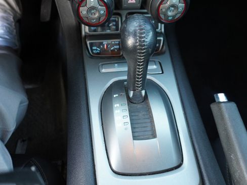Used 2013 Chevrolet Camaro SS image 26