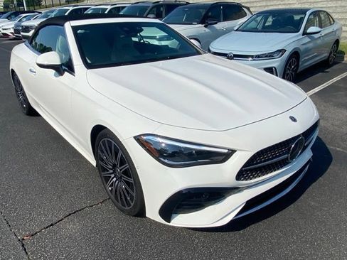 Used 2024 Mercedes-Benz CLE 300 4MATIC Cabriolet image 8