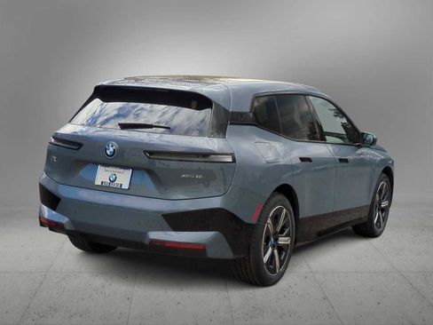New 2025 BMW iX xDrive50 image 8