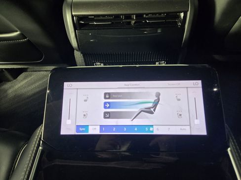 Used 2024 Jeep Grand Wagoneer Series II w/ Quick Order Packagew 28T image 34