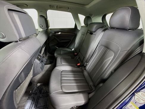 Certified 2023 Audi Q5 Premium w/ Convenience Package AWD/4WD image 20