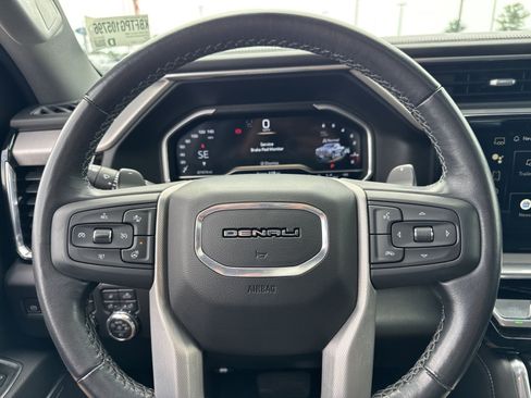 Used 2023 GMC Sierra 1500 Denali w/ Denali Reserve Package AWD/4WD image 16