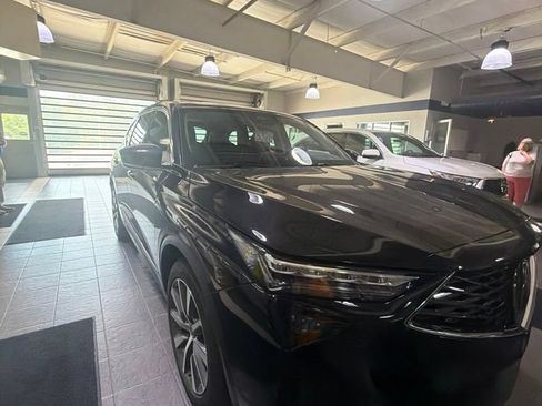 Used 2025 Acura MDX SH-AWD w/ Technology Package image 6