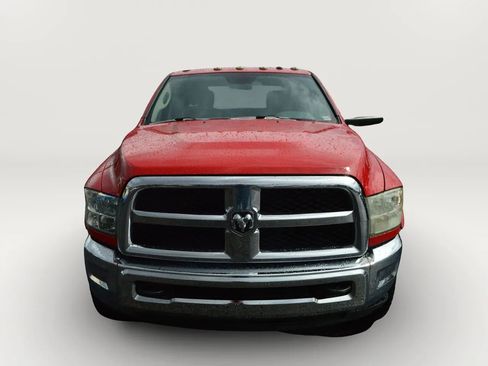 Used 2017 RAM 2500 Tradesman w/ Chrome Appearance Group image 3