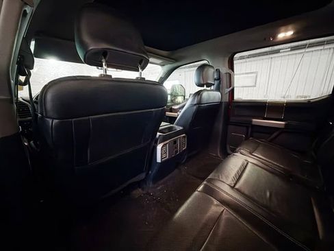 Used 2017 Ford F250 Lariat w/ Camper Package image 9