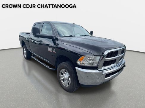 Used 2018 RAM 2500 Tradesman w/ Chrome Appearance Group AWD/4WD image 7