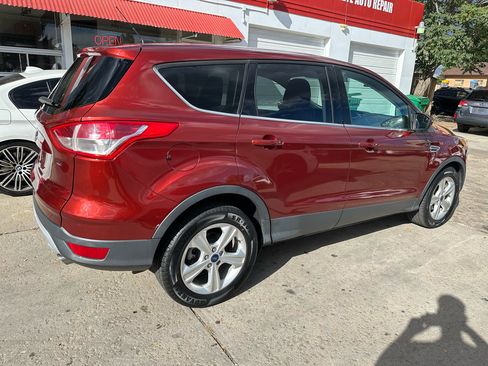 Used 2016 Ford Escape SE image 6