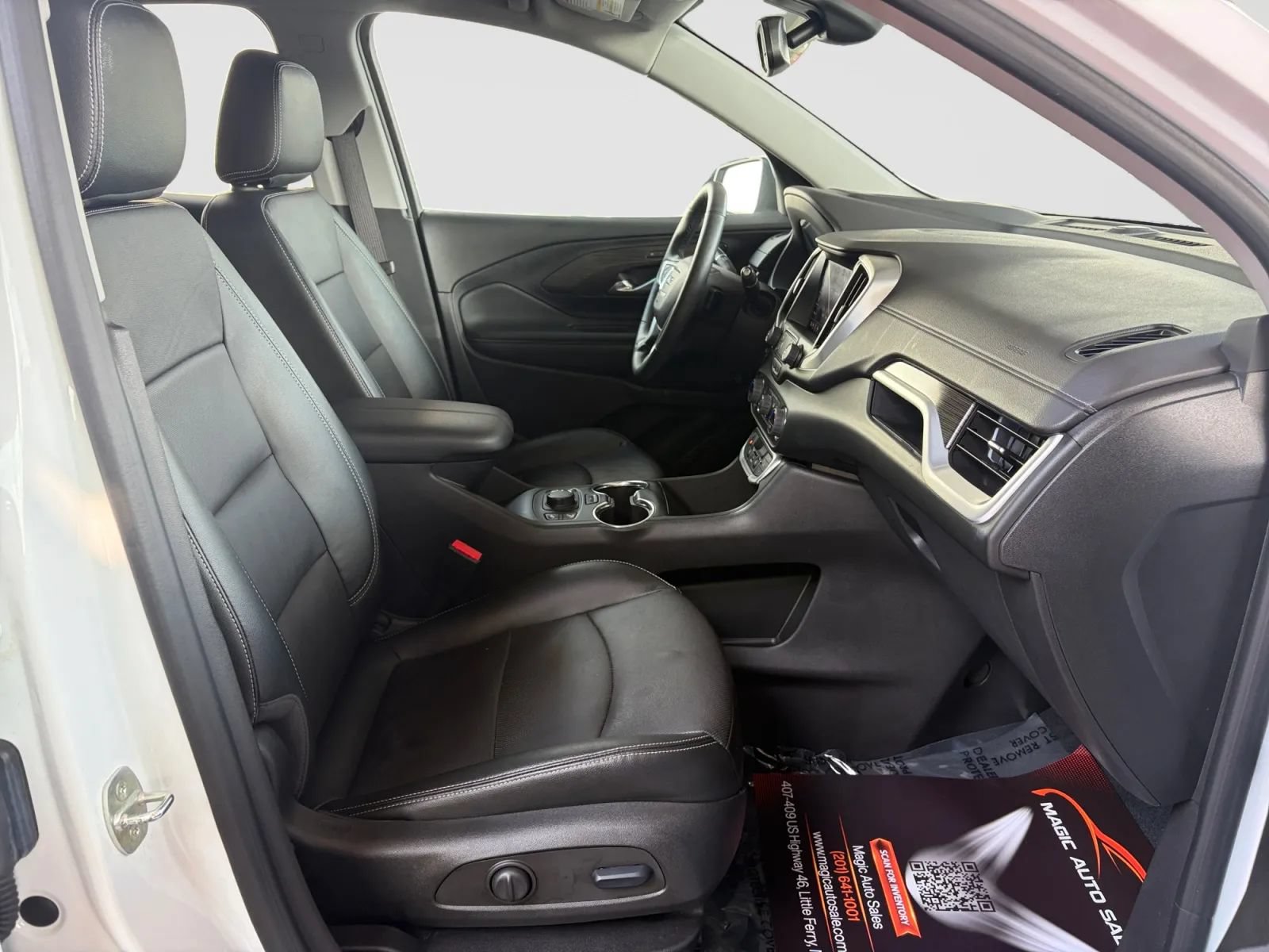 Used 2023 GMC Terrain SLT w/ Tech Package AWD/4WD image 20