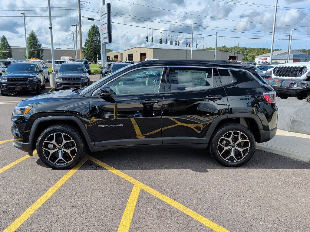 New 2026 Jeep Compass Limited AWD/4WD image 5