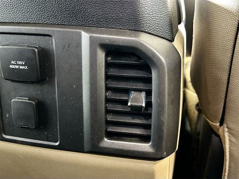 Used 2016 Ford F150 XLT w/ Equipment Group 302A Luxury image 24