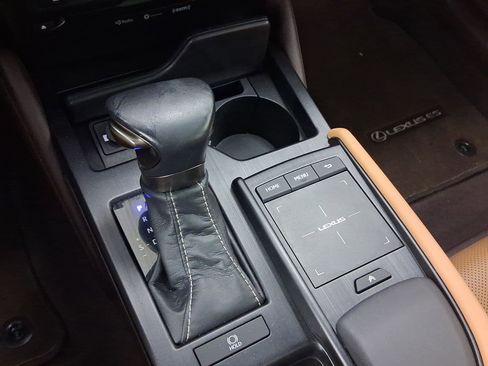 Certified 2020 Lexus ES 350 w/ Premium Package image 16