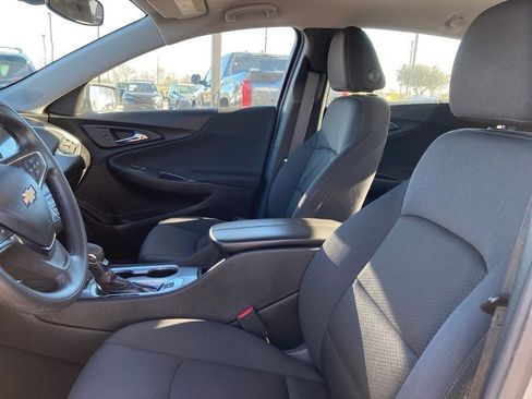 Used 2024 Chevrolet Malibu LT image 8