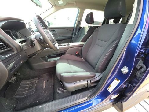Used 2023 Nissan Rogue S AWD/4WD image 13