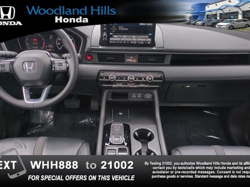 Used 2025 Honda Pilot Touring image 20