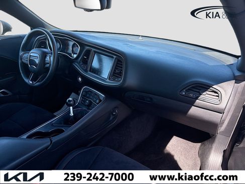 Used 2015 Dodge Challenger R/T Scat Pack w/ Leather Interior Group image 13