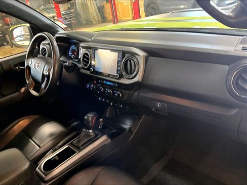 Used 2022 Toyota Tacoma TRD Pro image 14